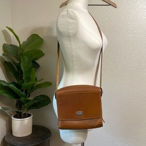 Leather square shoulder bag